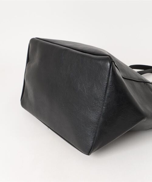 Fun & Daily（ファンアンドデイリー）の「F&D : フェイクレザートートバッグ（トートバッグ・レディース・ブラック/ブラウン・FREE）」の4枚目の写真