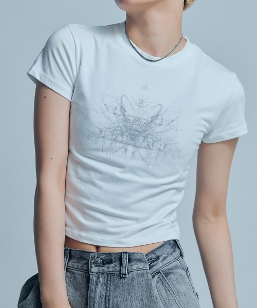 led.tokyo(レッドトウキョウ)の「【led.tokyo】プリントフィットTEE(Tシャツ/カットソー・レディース・ホワイト/ブラック・FREE)」の1枚目の写真