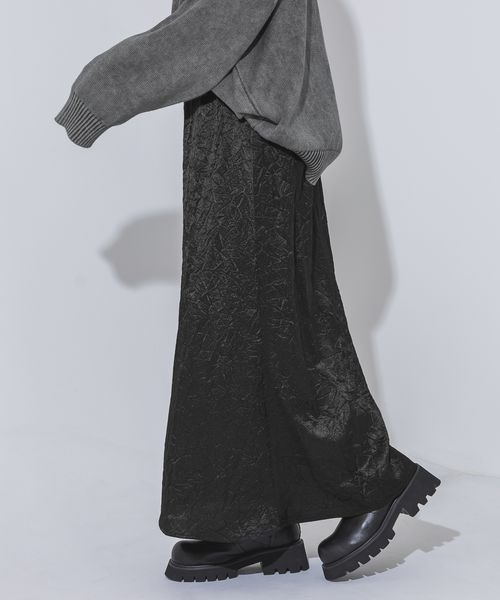 seri様 JEANASIS（ジーナシス）の「シャイニーサテンフレアスカート