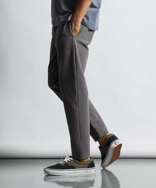 STRASBURGO テーパードイージートラウザーズ グレー The DUFFER of ST.GEORGE（ザダファーオブセントジョージ）の