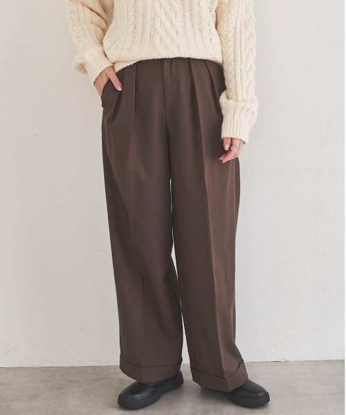 mil(ミル)の「【小柄さん向けサイズあり】ダブルタックパンツ【新色追加】(その他パンツ・レディース・ダークブラウン/チャコールグレー/ライトグリーン/イエロー/ダークブラウン系/ブラック/カーキ/グレイッシュベージュ・M-Short/M-Regular/S-Regular/S-Short/FREE)」の4枚目の写真