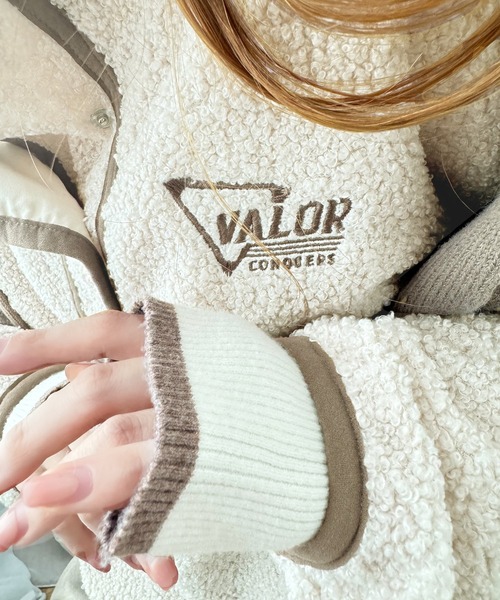 Java(ジャバ)の「《Javaジャバコラボ》もこもこボリューム袖がこなれカジュアル。パイピングスタンドボアブルゾン(ブルゾン・レディース・イエロー/ブラック/レッド/オフホワイト/ブルー/マスタード・X-LARGE/SMALL/MEDIUM/LARGE)」の14枚目の写真