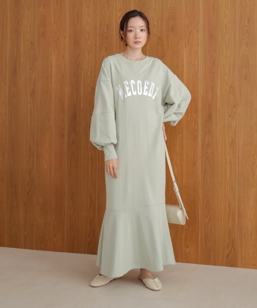 Bab(バブ)の「【再販/S・Mサイズ展開】袖ボリューム前後2WAYマーメイドスウェットワンピース(ワンピース・レディース・ブラック/グリーン/グレー系その他2/チャコールグレー・M/S)」の12枚目の写真