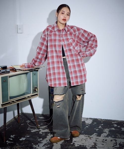 PBLIM（ページボーイリム）の「PBLIM/ダメージデニム（デニムパンツ・レディース・ブラック/ブルー・MEDIUM/LARGE）」の5枚目の写真