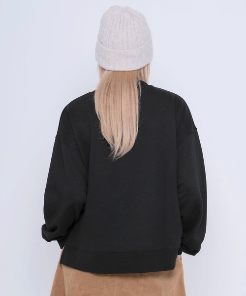 marie claire bis(マリクレール ビス)の「【別注】marie claire bis/マリ・クレール ビス ブランド ロゴ ワンポイント ハイネック 裏毛 長袖 スウェット トレーナー(スウェット・レディース・ブラック/アッシュグレー・M/L/LL)」の11枚目の写真