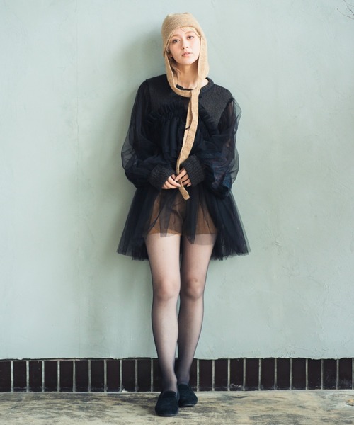 ORIENT MILLINERY(オリエント ミリナリー)の「DYLI【ディリ】チュールxニット ドッキング ブルゾン系カーディガン(カーディガン/ボレロ・レディース・ブラック系その他/ブラック/グリーン系その他/ライトグレー系/オレンジ系/ネイビー系・FREE)」の17枚目の写真