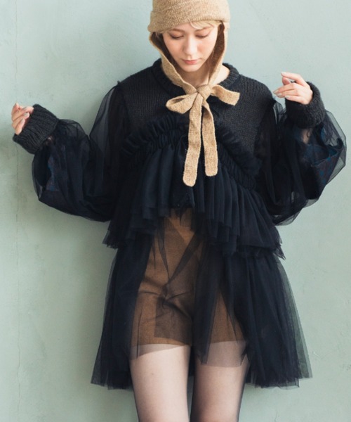 ORIENT MILLINERY(オリエント ミリナリー)の「DYLI【ディリ】チュールxニット ドッキング ブルゾン系カーディガン(カーディガン/ボレロ・レディース・ブラック系その他/ブラック/グリーン系その他/ライトグレー系/オレンジ系/ネイビー系・FREE)」の7枚目の写真