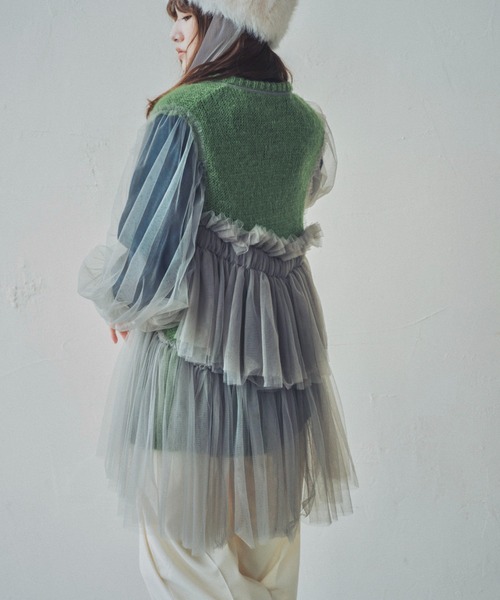 ORIENT MILLINERY(オリエント ミリナリー)の「DYLI【ディリ】チュールxニット ドッキング ブルゾン系カーディガン(カーディガン/ボレロ・レディース・ブラック系その他/ブラック/グリーン系その他/ライトグレー系/オレンジ系/ネイビー系・FREE)」の11枚目の写真