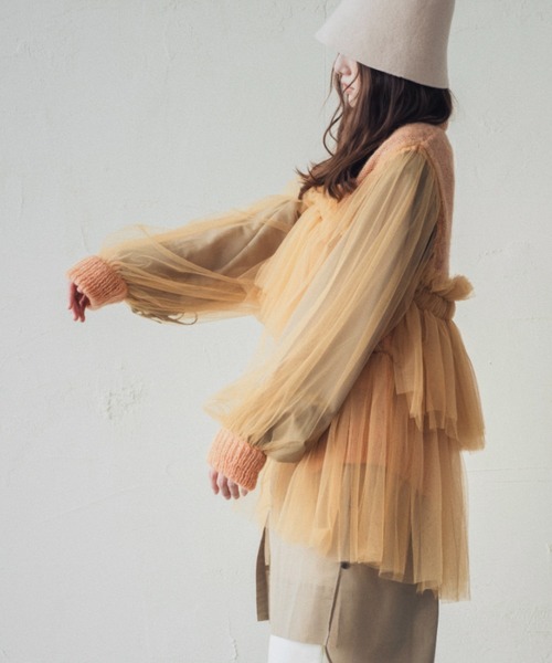 ORIENT MILLINERY(オリエント ミリナリー)の「DYLI【ディリ】チュールxニット ドッキング ブルゾン系カーディガン(カーディガン/ボレロ・レディース・ブラック系その他/ブラック/グリーン系その他/ライトグレー系/オレンジ系/ネイビー系・FREE)」の10枚目の写真