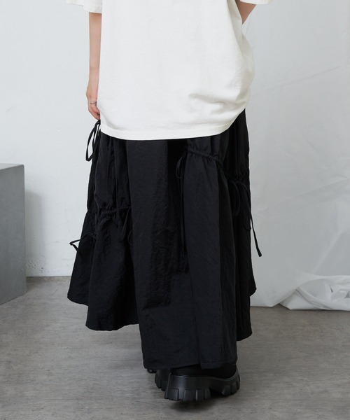 RAY CASSIN（レイカズン）の「ドロストリボンフレアスカート（スカート・レディース・ブラック/アイボリー/グレー・FREE）」の17枚目の写真