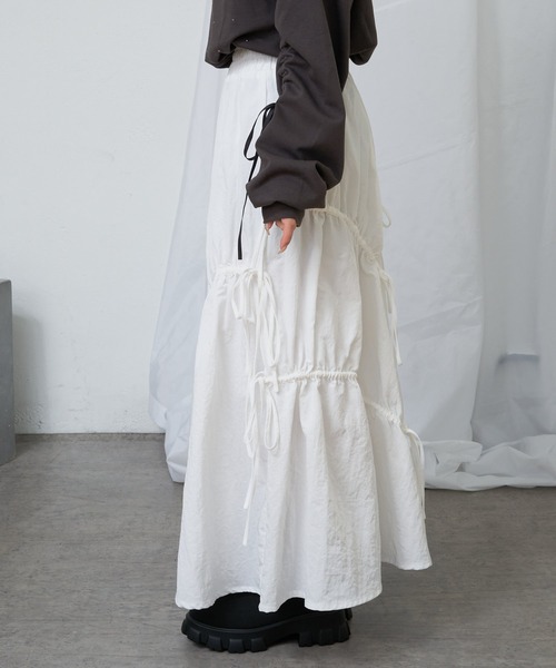 RAY CASSIN（レイカズン）の「ドロストリボンフレアスカート（スカート・レディース・ブラック/アイボリー/グレー・FREE）」の19枚目の写真