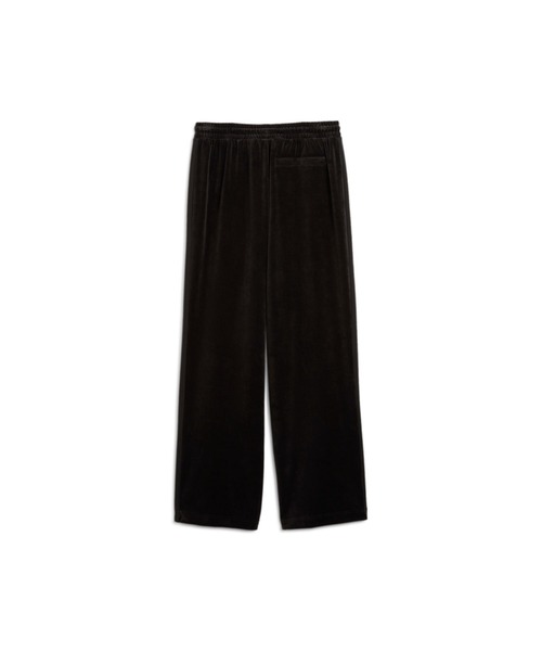 PUMA(プーマ)の「PUMA プーマ ユニセックス T7 オーバーサイズ ベロア トラックパンツ(その他パンツ・メンズ・ブラック・LARGE/MEDIUM/SMALL/X-LARGE/X-SMALL/XX-LARGE)」の3枚目の写真
