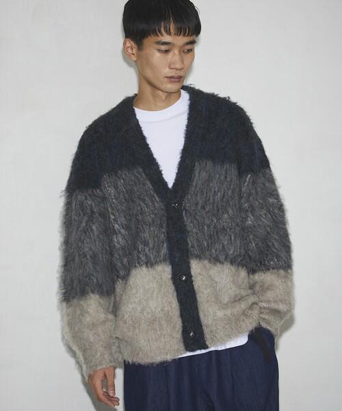 Firsthand(ファーストハンド)の「Firsthand/ファーストハンド グラデーションシャギーカーディガン / シャギーニット(カーディガン/ボレロ・メンズ・ベージュ/ブラック/ブルー・0/1)」の19枚目の写真