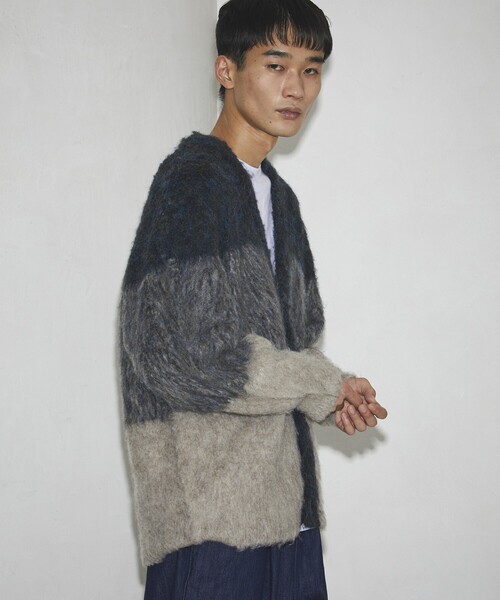 Firsthand(ファーストハンド)の「Firsthand/ファーストハンド グラデーションシャギーカーディガン / シャギーニット(カーディガン/ボレロ・メンズ・ベージュ/ブラック/ブルー・0/1)」の22枚目の写真