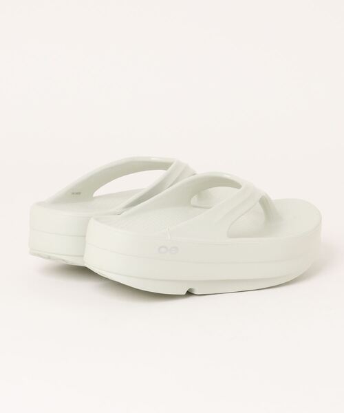 SLY（スライ）の「OOmega（サンダル・レディース・ホワイト・23cm）」の2枚目の写真