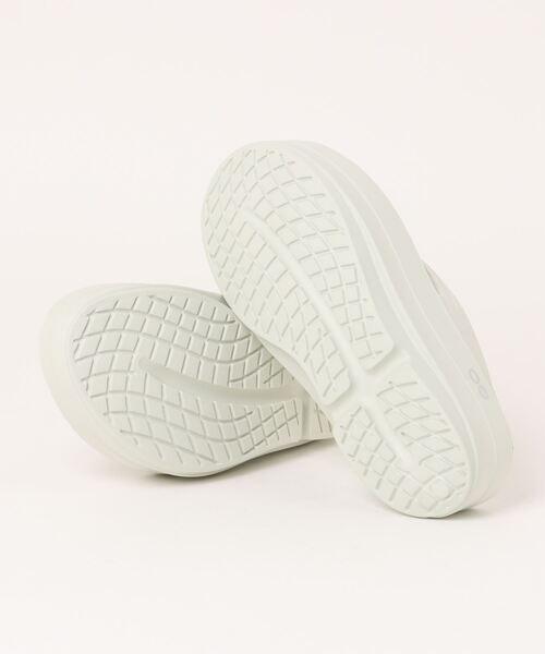 SLY（スライ）の「OOmega（サンダル・レディース・ホワイト・23cm）」の3枚目の写真