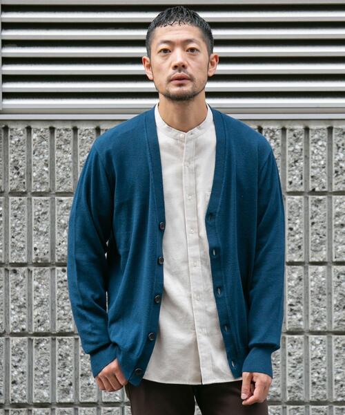 URBAN RESEARCH ROSSO MEN（アーバンリサーチロッソメン）の「『WEB限定』ウォッシャブルストレッチVネックニットカーディガン（カーディガン/ボレロ・メンズ・ブラウン/ネイビー/ブラック/グレー・MEDIUM/LARGE）」の14枚目の写真