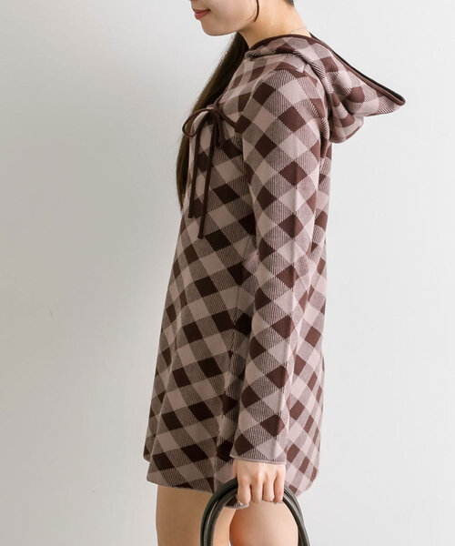 OLIVE des OLIVE（オリーブデオリーブ）の「デコルテ開きフードミニワンピ（ワンピース・レディース・ブラウン/ベージュ/ブラック・FREE）」の14枚目の写真