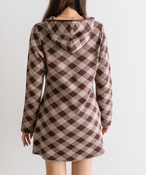 OLIVE des OLIVE（オリーブデオリーブ）の「デコルテ開きフードミニワンピ（ワンピース・レディース・ブラウン/ベージュ/ブラック・FREE）」の22枚目の写真