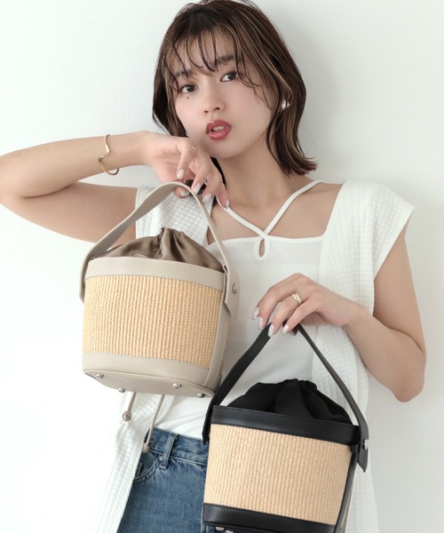 Little&More(リトルアンドモア)の「麦わらハンドバッグ(ハンドバッグ・レディース・ホワイト/ブラック・ONE SIZE)」の8枚目の写真
