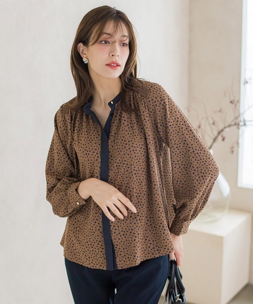 ketty（ケティ）の「レオパードプリントノーカラーブラウス≪手洗い可能≫（シャツ/ブラウス・レディース・アイボリー/ブラック系その他/ブラウン系その他・M）」の3枚目の写真