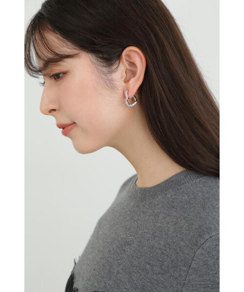 JILL STUART(ジルスチュアート)の「◆<LUV AJ>ハートビジューフープピアス(ネックレス・レディース・ゴールド/シルバー・フリ-)」の4枚目の写真