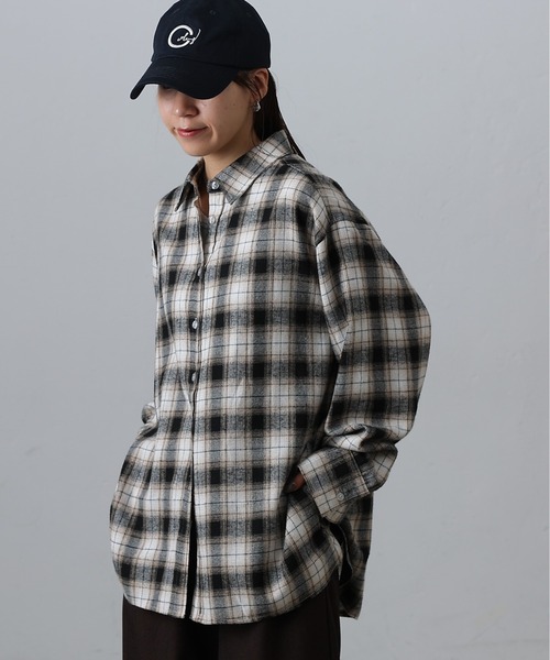 COLONY 2139（コロニートゥーワンスリーナイン）の「チェックオーバーシャツ（シャツ/ブラウス・レディース・チャコールグレー/ブラック/ブラウン/ネイビー・FREE）」の2枚目の写真