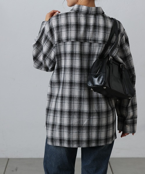 COLONY 2139（コロニートゥーワンスリーナイン）の「チェックオーバーシャツ（シャツ/ブラウス・レディース・チャコールグレー/ブラック/ブラウン/ネイビー・FREE）」の14枚目の写真