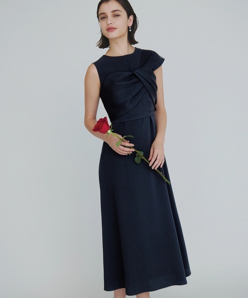 専用【タグ付き新品未使用】ストロベリーフィールズ　リボン付きネイビーワンピース STRAWBERRY-FIELDS（ストロベリーフィールズ）の「リボンビスチェ付き