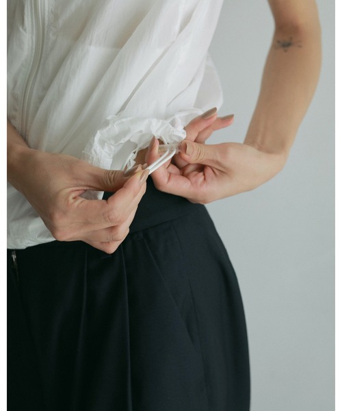 anuke(アンヌーク)の「Nylon Sleeveless Blouson(Tシャツ/カットソー・レディース・ブルー系その他/ホワイト/チャコールグレー・FREE)」の14枚目の写真