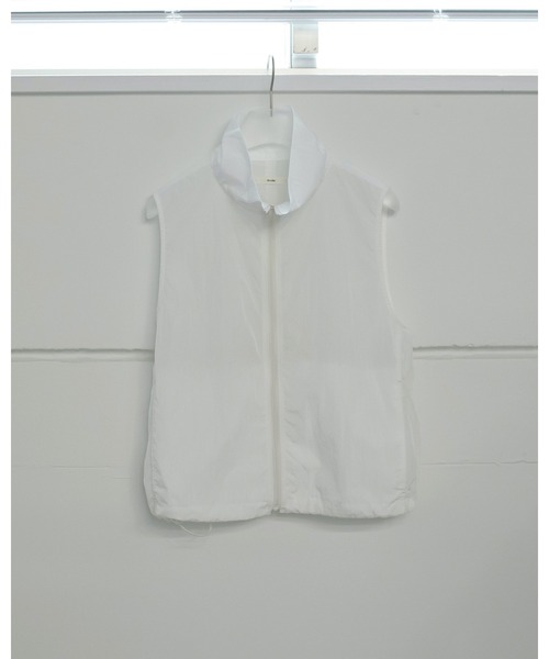 anuke(アンヌーク)の「Nylon Sleeveless Blouson(Tシャツ/カットソー・レディース・ブルー系その他/ホワイト/チャコールグレー・FREE)」の22枚目の写真