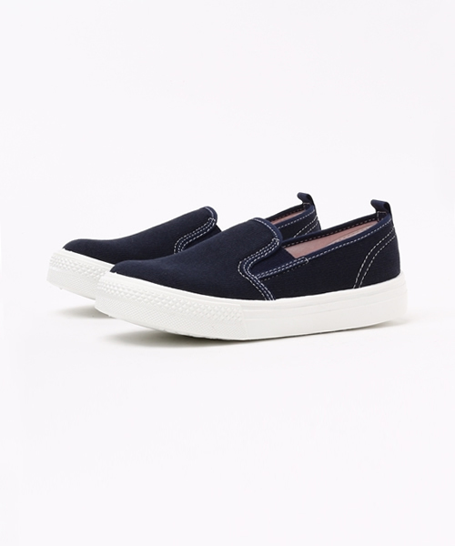 Champion(チャンピオン)の「日本製 ベビー キッズ チャンピオン スリッポンスニーカー Champion KIDS SLIP-ON CPN P012(スニーカー・キッズ・グレー/ネイビー/カモフラージュ・17cm/15cm/14cm/18cm/16cm)」の1枚目の写真