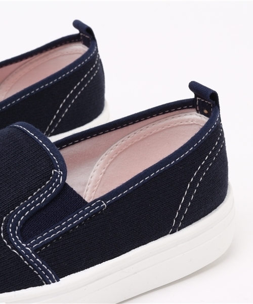 Champion(チャンピオン)の「日本製 ベビー キッズ チャンピオン スリッポンスニーカー Champion KIDS SLIP-ON CPN P012(スニーカー・キッズ・グレー/ネイビー/カモフラージュ・17cm/15cm/14cm/18cm/16cm)」の8枚目の写真