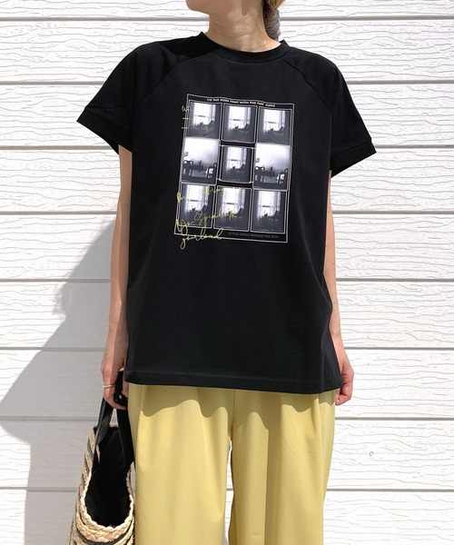 Q（キュー）の「ドライタッチフォトT（Tシャツ/カットソー・レディース・ブラック/ホワイト・MEDIUM）」の3枚目の写真