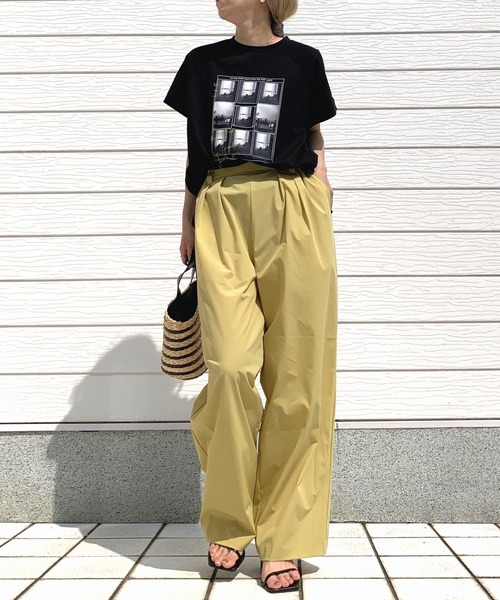 Q（キュー）の「ドライタッチフォトT（Tシャツ/カットソー・レディース・ブラック/ホワイト・MEDIUM）」の12枚目の写真