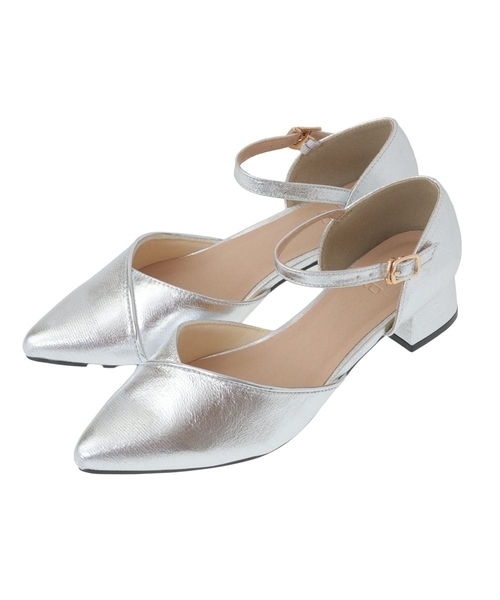 a.v.v（アーヴェヴェ）の「セパレートパンプス（パンプス・レディース・ベージュ/ブラック/シルバー/ゴールド・23.5/24.5/22.5）」の5枚目の写真