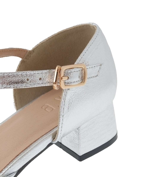 a.v.v（アーヴェヴェ）の「セパレートパンプス（パンプス・レディース・ベージュ/ブラック/シルバー/ゴールド・23.5/24.5/22.5）」の10枚目の写真