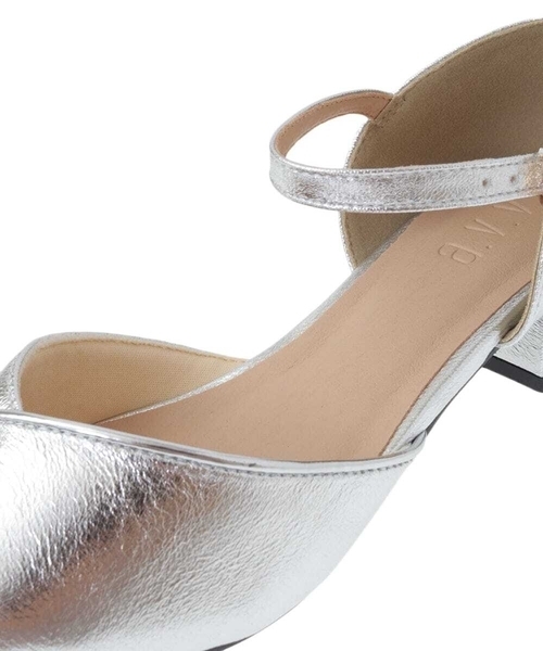 a.v.v（アーヴェヴェ）の「セパレートパンプス（パンプス・レディース・ベージュ/ブラック/シルバー/ゴールド・23.5/24.5/22.5）」の11枚目の写真