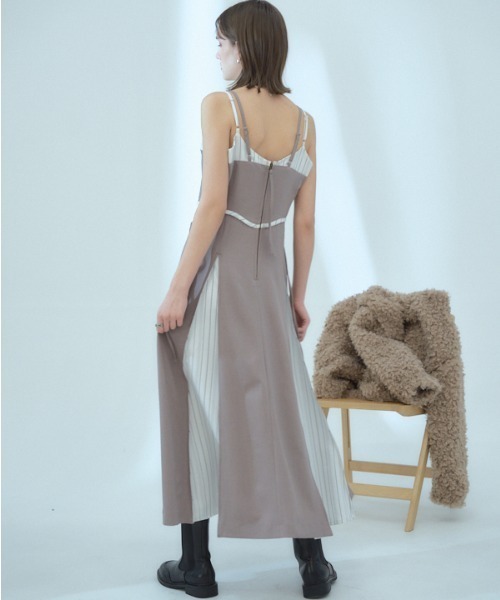 Muel Chic（ミュエルシック）の「Shing one-piece シングワンピース（ワンピース・レディース・ブラック/ベージュ/グレー・FREE）」の10枚目の写真