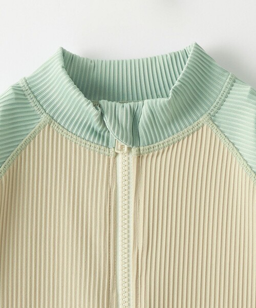 green label relaxing（グリーンレーベルリラクシング）の「GLR バイカラー ラッシュガード / キッズ 100cm-130cm（水着・キッズ・オリーブ/ライラック・100cm/110cm/120cm/130cm）」の9枚目の写真