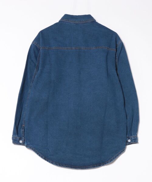 ABYS（アビス）の「オーバーサイズ デニムシャツ（シャツ/ブラウス・レディース・インディゴブルー・SMALL/MEDIUM/LARGE）」の16枚目の写真