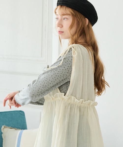 Crisp（クリスプ）の「ヘンリーネックフラワーTシャツ（Tシャツ/カットソー・レディース・グレー/アイボリー・FREE）」の8枚目の写真