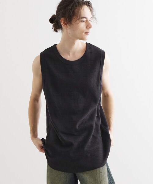 tk.TAKEO KIKUCHI（ティーケータケオキクチ）の「ワッフルノースリーブタンクトップ（タンクトップ・メンズ・ホワイト/ブラック・03/02/01）」の2枚目の写真