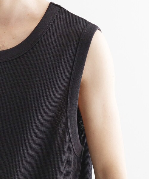 tk.TAKEO KIKUCHI（ティーケータケオキクチ）の「ワッフルノースリーブタンクトップ（タンクトップ・メンズ・ホワイト/ブラック・03/02/01）」の16枚目の写真