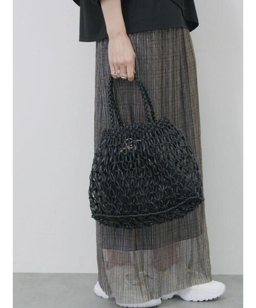 Samansa Mos2 blue（サマンサモスモスブルー）の「合皮マクラメバッグ（ハンドバッグ・レディース・ホワイト/グリーン/ブラック・F）」の10枚目の写真