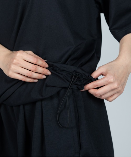 UNDER ARMOUR（アンダーアーマー）の「【ZOZOTOWN販路限定】UAアイソチル オーバーサイズド ショートスリーブ Tシャツ（ライフスタイル/メンズ/レディース）（Tシャツ/カットソー・メンズ・ブラック系その他・2XL/S/L/XL/M/3XL）」の9枚目の写真