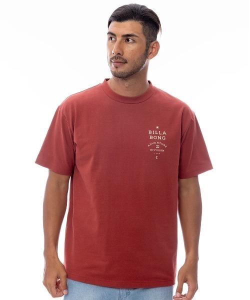 BILLABONG（ビラボン）の「BILLABONG メンズ 【A/DIV.】 SAHARA Tシャツ 【2025年春夏モデル】/ビラボンバックプリント半袖Tシャツ（Tシャツ/カットソー・メンズ・レッド系その他/クリーム/ブラック系その他・MEDIUM/LARGE/X-LARGE）」の5枚目の写真