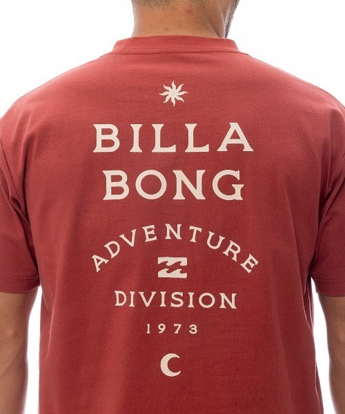 BILLABONG（ビラボン）の「BILLABONG メンズ 【A/DIV.】 SAHARA Tシャツ 【2025年春夏モデル】/ビラボンバックプリント半袖Tシャツ（Tシャツ/カットソー・メンズ・レッド系その他/クリーム/ブラック系その他・MEDIUM/LARGE/X-LARGE）」の16枚目の写真