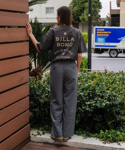 BILLABONG（ビラボン）の「BILLABONG メンズ 【A/DIV.】 SAHARA Tシャツ 【2025年春夏モデル】/ビラボンバックプリント半袖Tシャツ（Tシャツ/カットソー・メンズ・レッド系その他/クリーム/ブラック系その他・MEDIUM/LARGE/X-LARGE）」の18枚目の写真