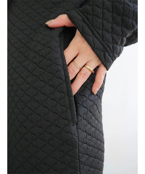 TRUNC（トランクエイティーエイト）の「Hooded Quilting Dress（ワンピース・レディース・ブラック/アイボリー・FREE）」の13枚目の写真